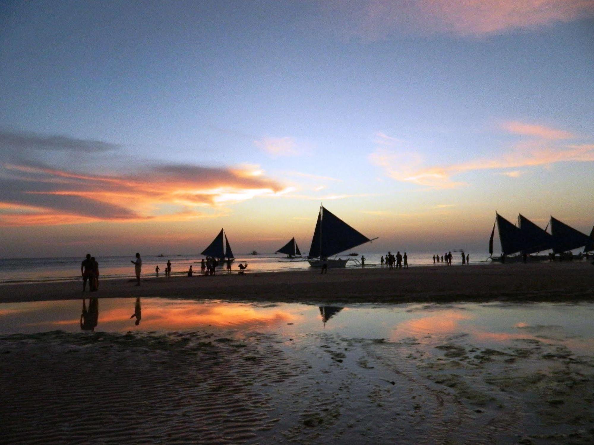 Manoc-Manoc Signature Boracay South Beach מראה חיצוני תמונה